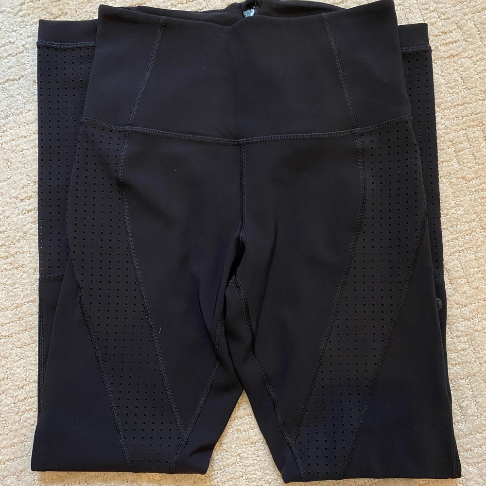 Lululemon RARE 28” leggings (Black 8)